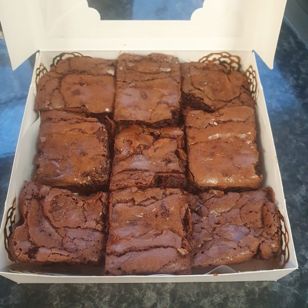 GLUTEN-FREE Chocolate Brownies (box of 9) - Image 1