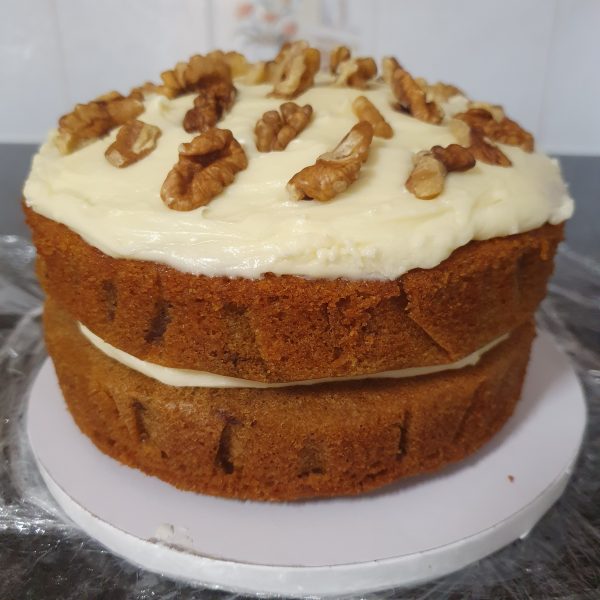 Carrot Cake 7in - Image 1