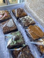 Mystery Brownie Box - 8 Brownies